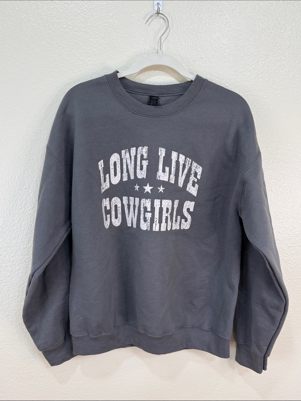 Long Live Cowgirls Graphic Crewneck Sweatshirt Charcoal Size L